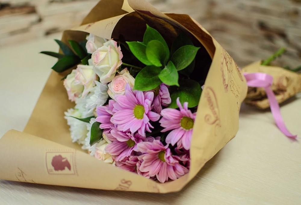 Букет цветов из: Розы и Хризантемы в Осе