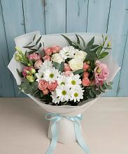 Букет цветов из:  Розы, Лизиантусы и Хризантемы в Осе