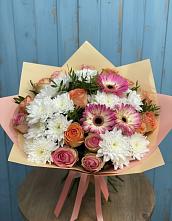 Букет цветов из:  Розы, Герберы и Хризантемы в Осе