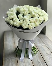 Букет 35 Белых роз в Осе