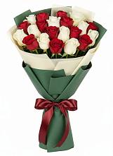 Букет Микс из красных и белых роз #REPLACE_PRED# Осе
