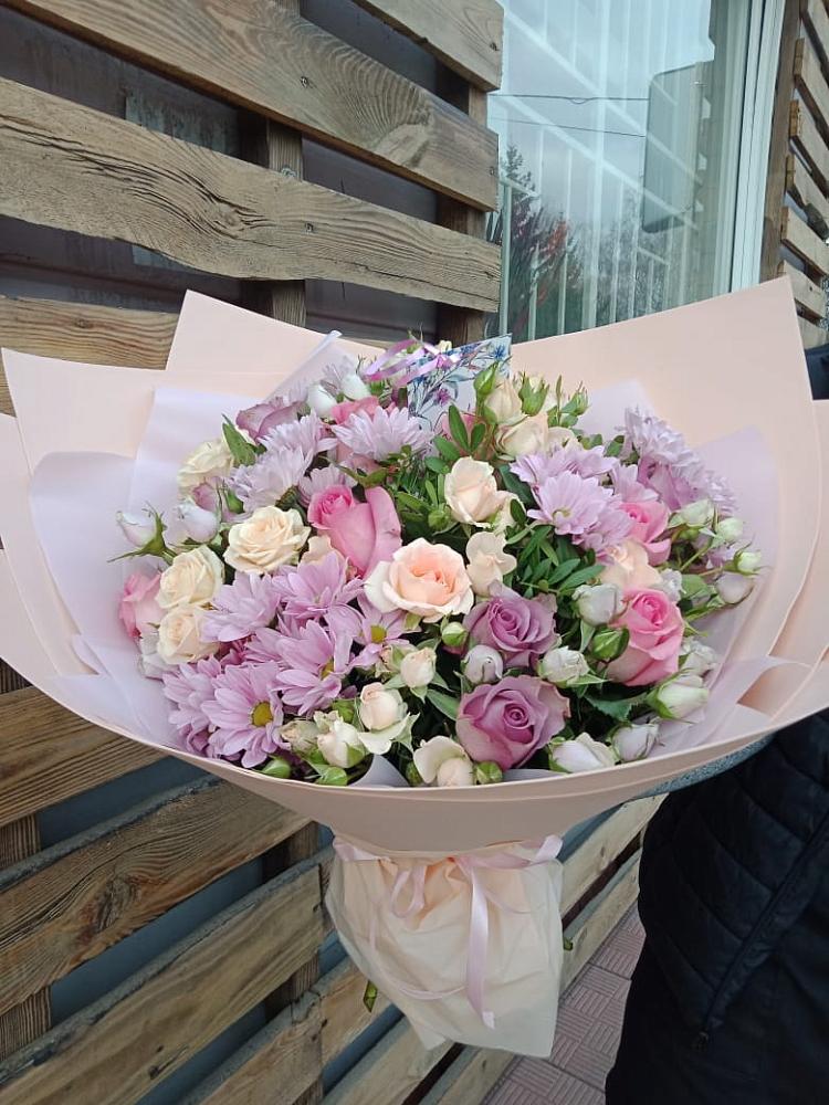 Букет цветов из: Розы и Хризантемы в Осе