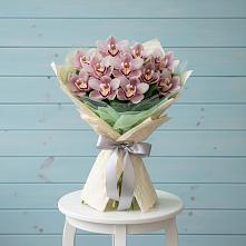 Букет цветов из:  Орхидеи и Розы #REPLACE_PRED# Осе