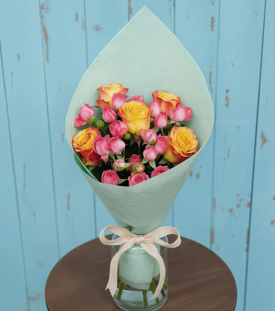 Букет цветов из: Розы в Осе