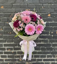 Букет цветов из:  Герберы и Хризантемы в Осе