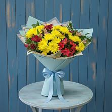 Букет цветов из:  Альстромерии и Хризантемы в Осе