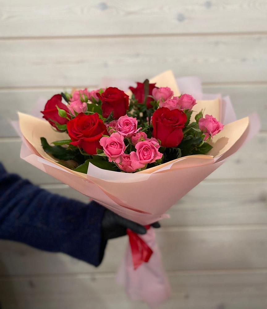 Букет цветов из: Розы в Осе