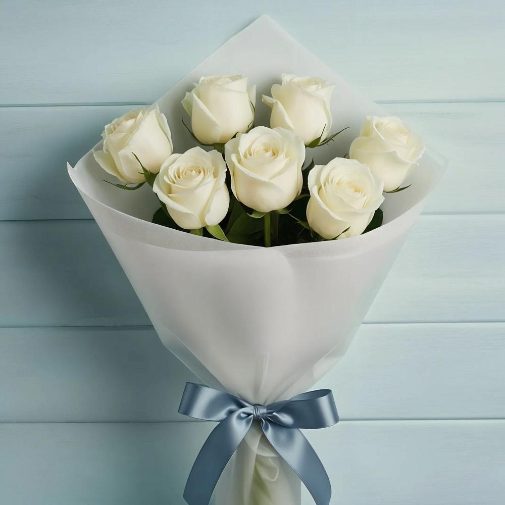 Букет 7 Белых роз Эдлесс Лав в Осе