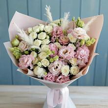 Букет цветов из:  Альстромерии и Розы в Осе