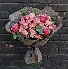 Букет цветов из:  Розы в Осе